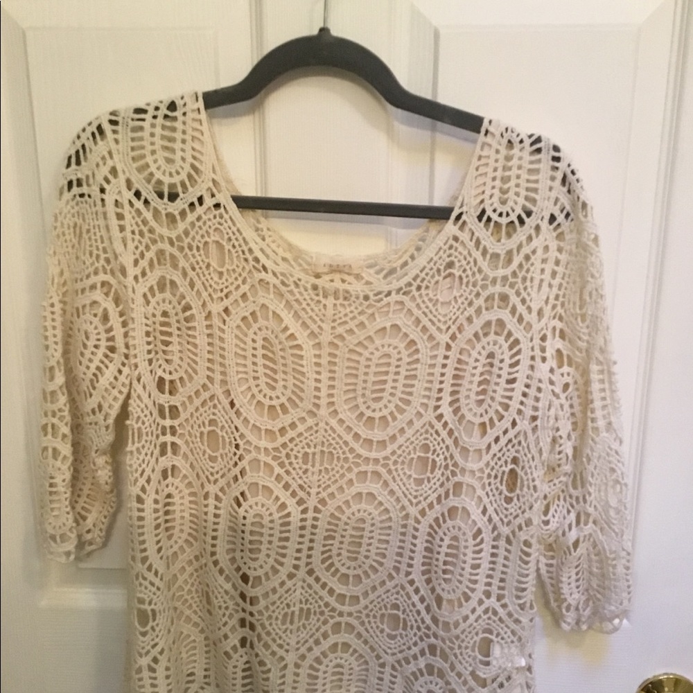 Cute macrame top with attached undershirt